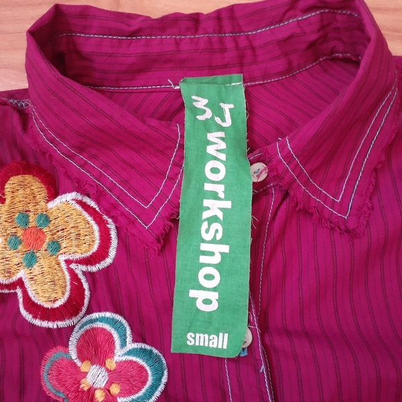 Johnny Was 3J Workshop Floral Embroidered Shirt Small - Picture 3 of 8